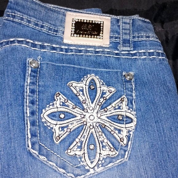 Twelve K - Picture 2 of 4